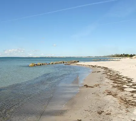 Two-bedroom Holiday In Stege 2 *